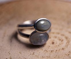 Zilveren ring Chrysoberyl en Maansteen